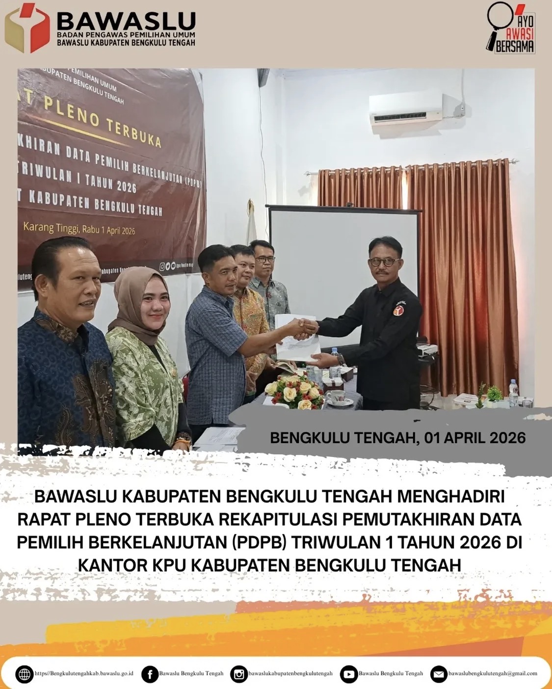 Anggota Bawaslu Bengkulu Tengah saat mengahadiri Pleno TW 1 PDPB